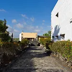 Casa Tomarén Resort 3*