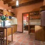 Casa Tomarén 3*
