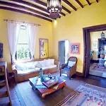 Casa Tomarén