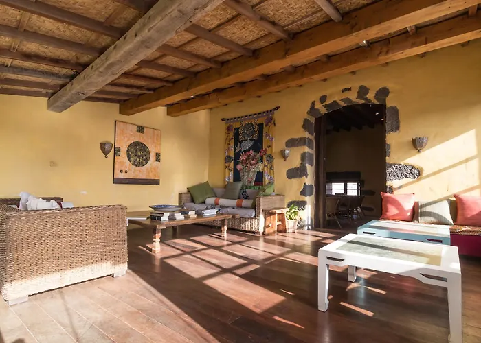 Tomaren 3* San Bartolome (Las Palmas)