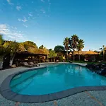 Tomaren Resort 3*