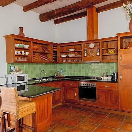 Tomaren Курортный комплекс 3*