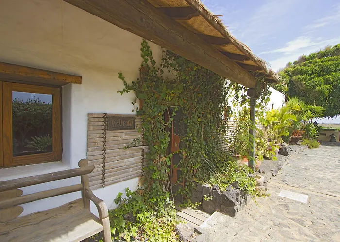 Semesteranläggning (resort) Tomaren 3*