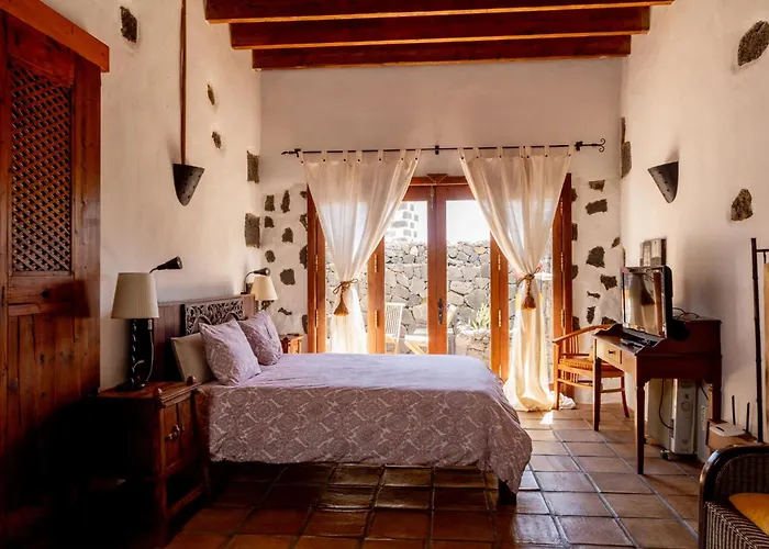 Semesteranläggning (resort) Tomaren 3*