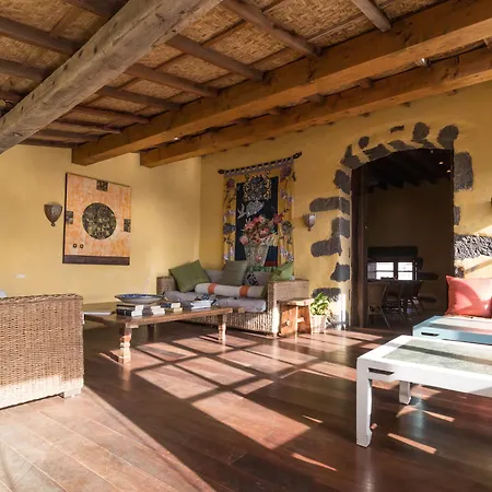 Tomaren 3* San Bartolome (Las Palmas)