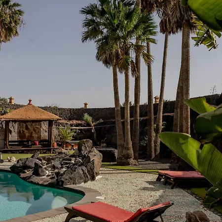 Tomaren Resort 3*